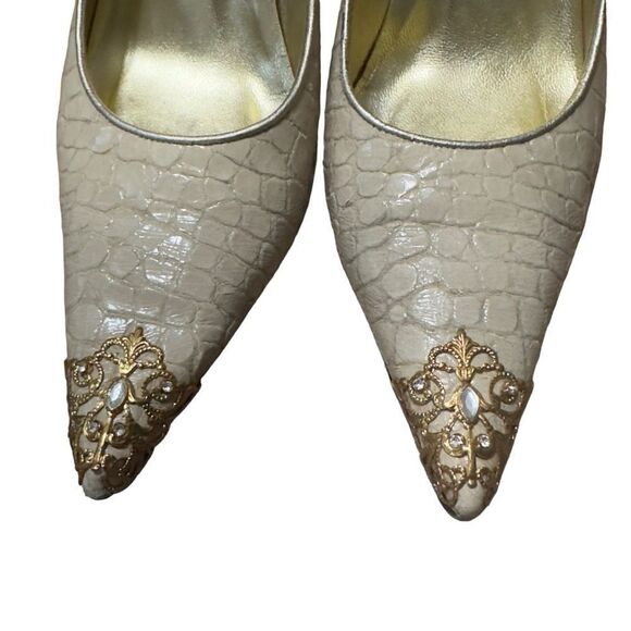 Donald J Pliner Champagne Gator Metallic Pointy Heels Size 6 M - Picture 9 of 16